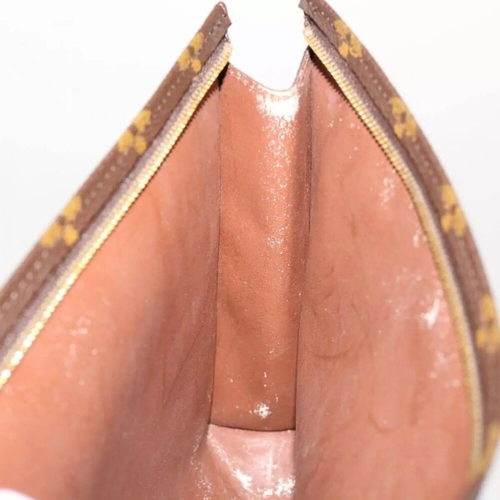 LOUIS VUITTON Monogram Poche Toilette 26 Pouch - Picture 15 of 16